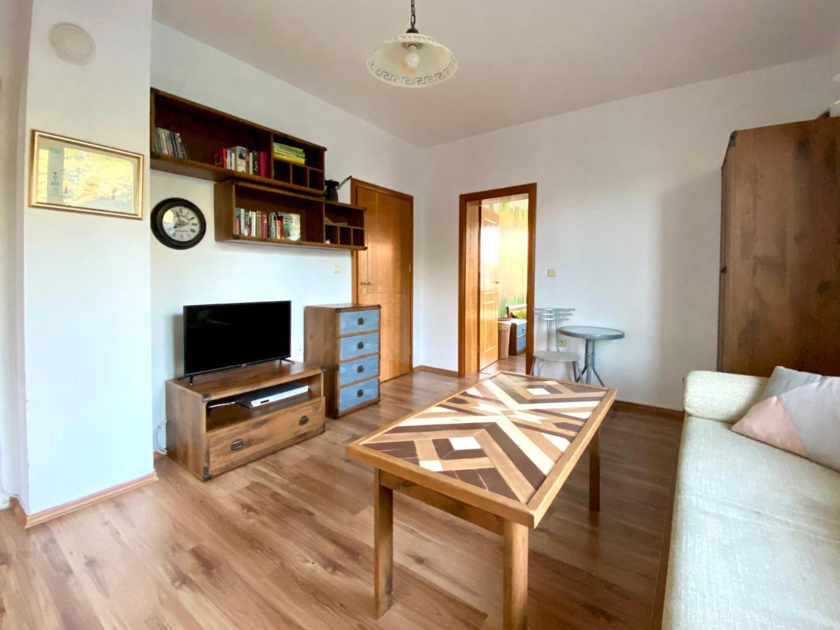 Art Apartments - פומורי מראה חיצוני תמונה