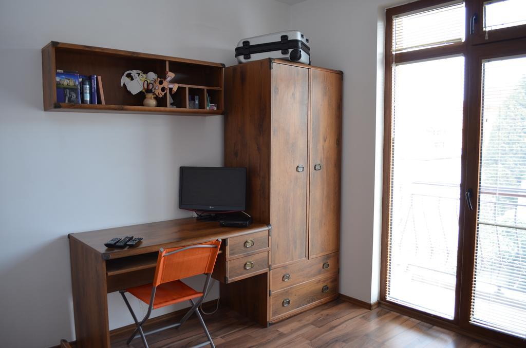 Art Apartments - פומורי מראה חיצוני תמונה